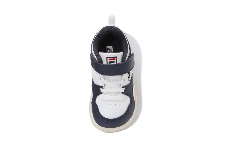 Shop (Preschool) FILA Classic Low 'Black White' 3XM02370F_150