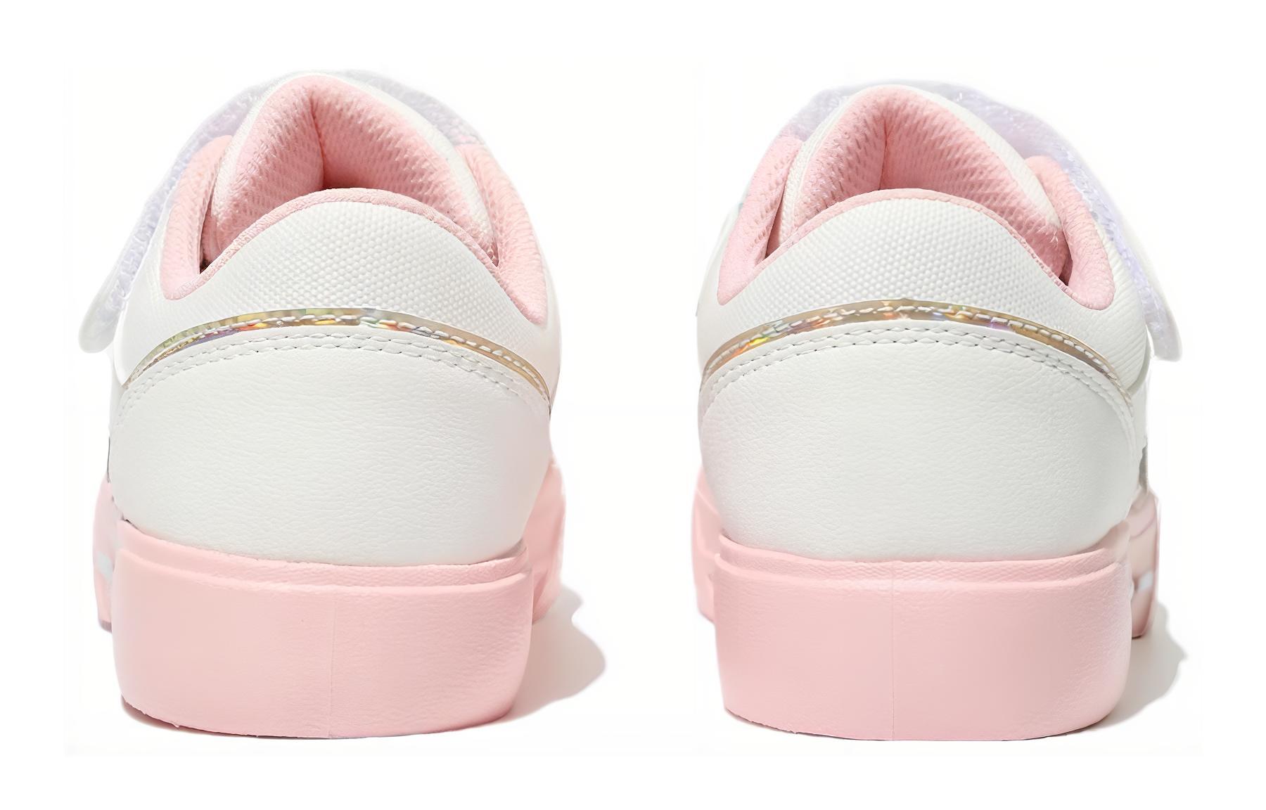 Shop 兒童 FILA斐樂 Como 耐磨輕便 低幫 兒童板鞋 白色