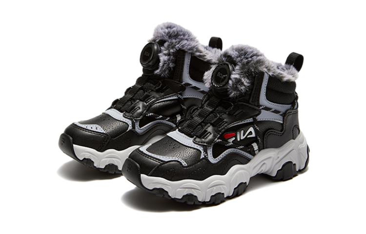 Lookbook (PS) FILA Fluid Laarzen ''Zwarte Fluwelen Warmte'' K14B343906FBK