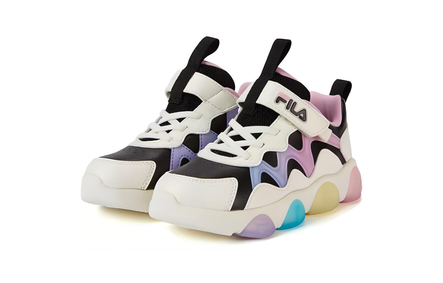 Lookbook 中童 FILA斐乐 亮燈鞋 防滑減震 低幫 兒童跑步鞋 奶白