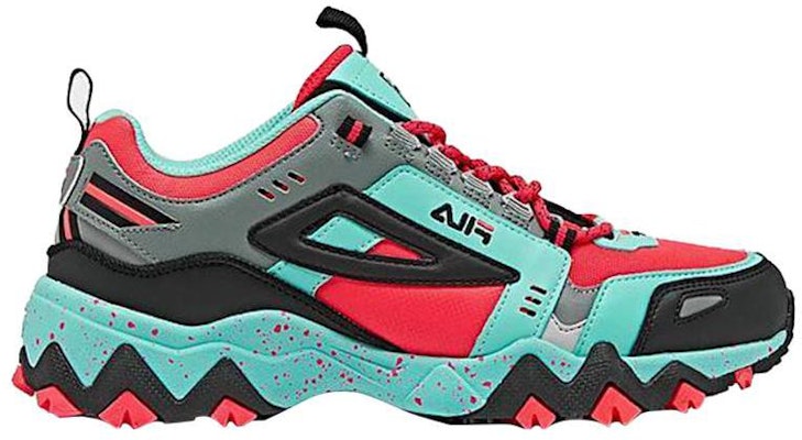 (PS) FILA Oakmont TR 'Kenyamanan Merah' 3JM01566 Order (PS) FILA Oakmont TR 'Kenyamanan Merah' 3JM01566