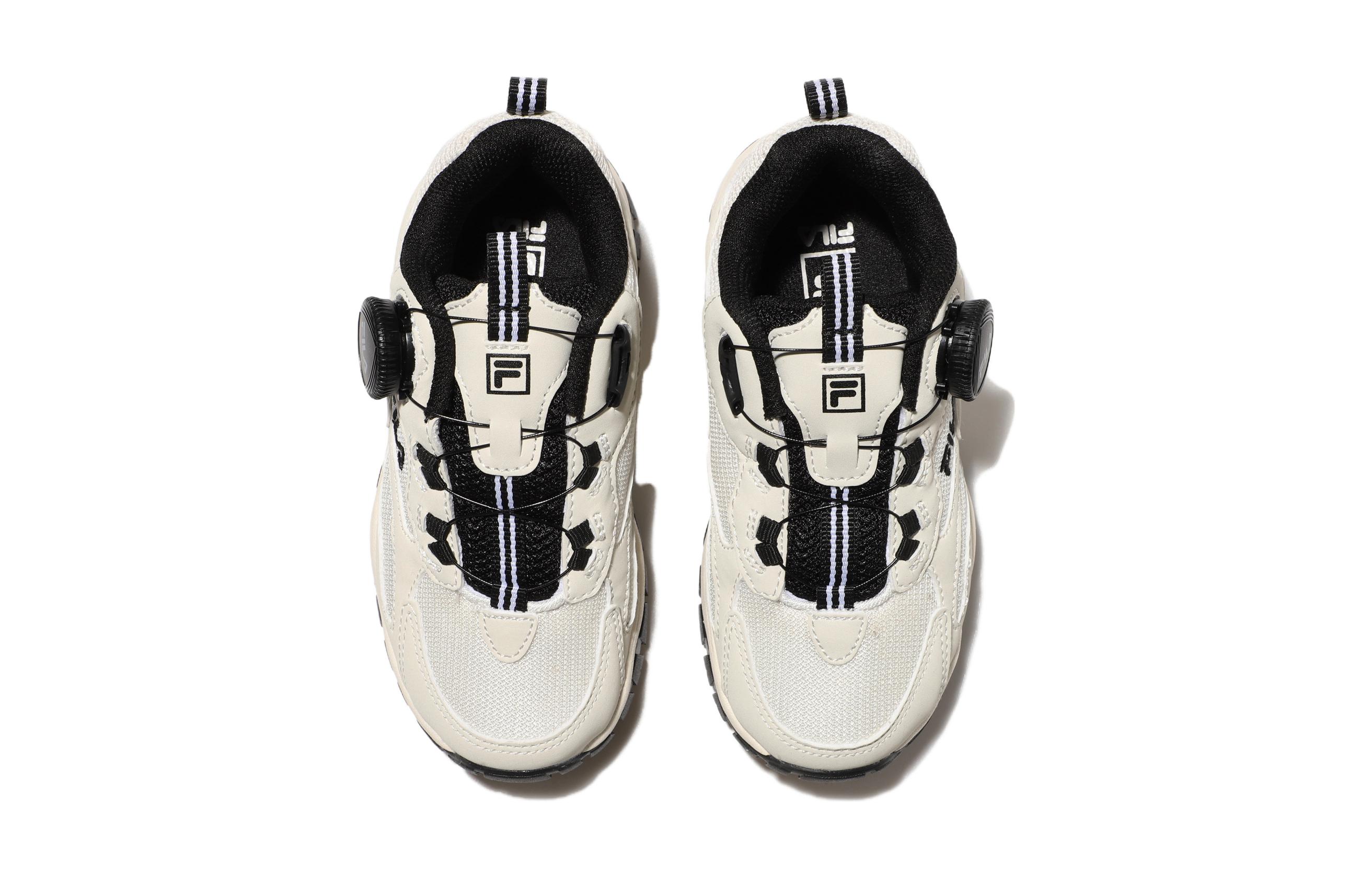Lookbook (Preschool) FILA Raytracer Tr Dial 'White Black Korean Edition' XM01796F013