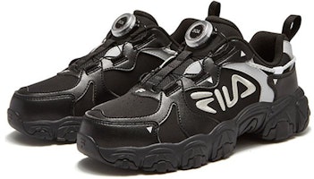 大童 FILA 斐乐 貓爪 圓頭舒適 防滑防踢 低幫 兒童跑步鞋 黑色 Lookbook 大童 FILA 斐乐 貓爪 圓頭舒適 防滑防踢 低幫 兒童跑步鞋 黑色