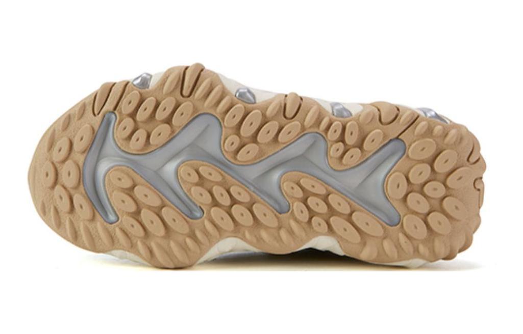 Purchase (PS) Sepatu Lari FILA 'Abu-Abu Wheat' K15B242503FFS