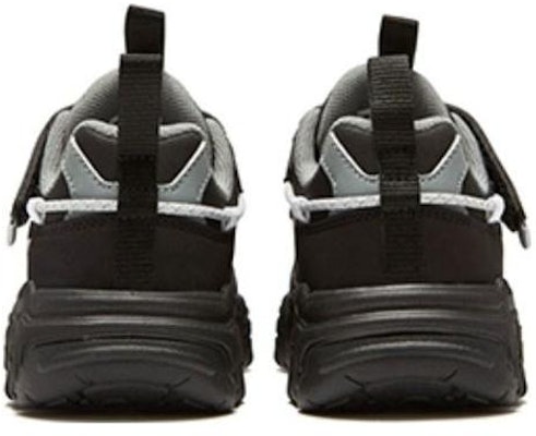 (PS) Sepatu Lari Santai FILA 'Hitam' K14B341132FBS Lookbook (PS) Sepatu Lari Santai FILA 'Hitam' K14B341132FBS