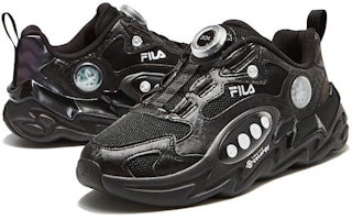 (JR) Kasut Lari FILA Athletics 'Hitam' K15B331106FBS Lookbook (JR) Kasut Lari FILA Athletics 'Hitam' K15B331106FBS