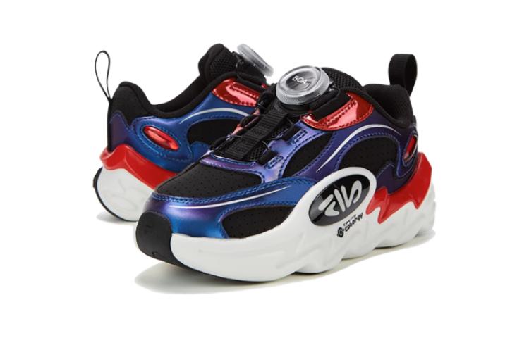 Shop 中童 FILA斐樂 運動舒適 耐磨 低幫 兒童跑步鞋 黑標準白