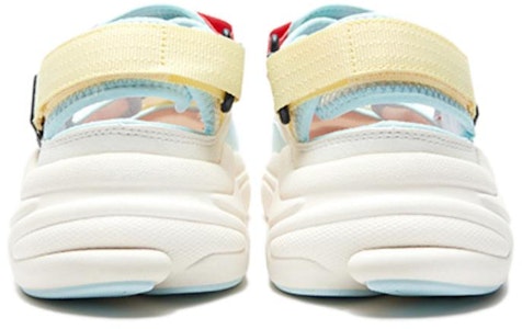 (PS) Sandal FILA 'Putih Biru' K55B423804FGB Lookbook (PS) Sandal FILA 'Putih Biru' K55B423804FGB