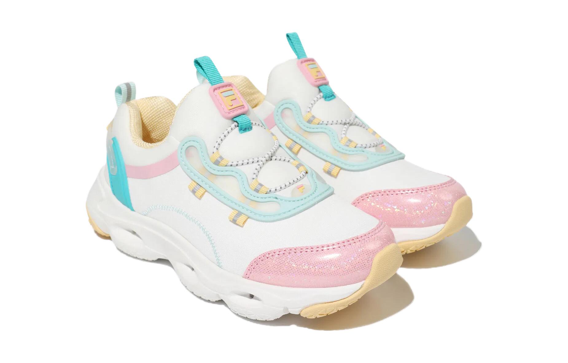 Lookbook (PS) FILA Sneaker ''Roze Wit'' 3XM02359F650
