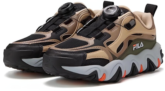 大童 FILA 斐樂 旋鈕 耐磨透氣 兒童訓練鞋 黑棕色 Lookbook 大童 FILA 斐樂 旋鈕 耐磨透氣 兒童訓練鞋 黑棕色