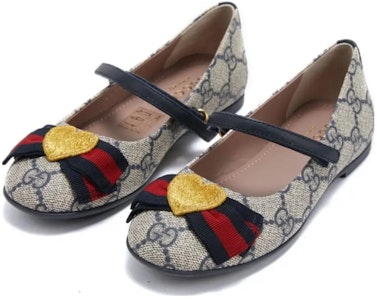 (PS) Gucci Ace Low 'Bordado Corazón Azul Marino' 419000-KLQ80-4081 Lookbook (PS) Gucci Ace Low 'Bordado Corazón Azul Marino' 419000-KLQ80-4081