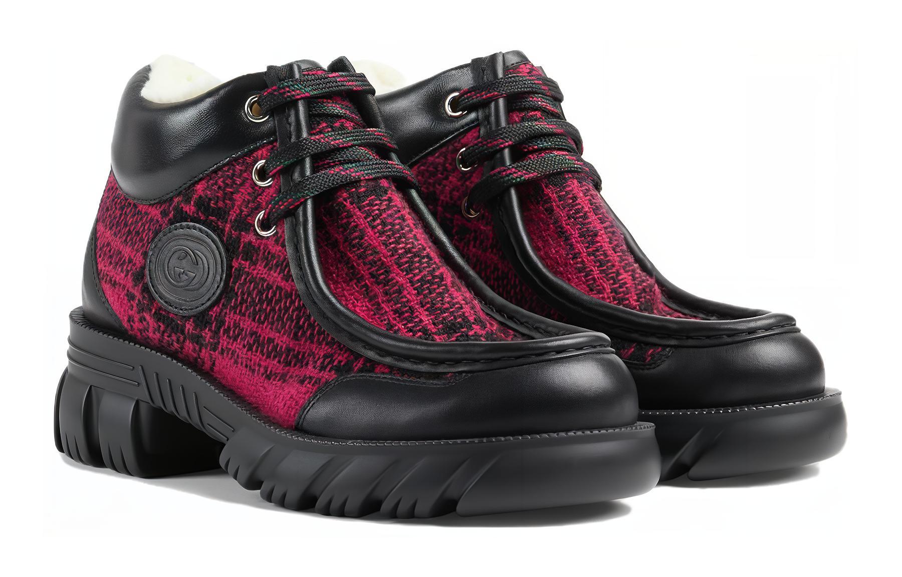 Lookbook (PS) Gucci Sepatu Boot Pendek 'Hitam Merah' 762668-FACL2-8442