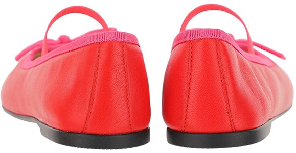 (PS) Gucci Fesyen Kasut Rata Hujung Bulat 'Merah' 7029071-D7A0-6561 Shop (PS) Gucci Fesyen Kasut Rata Hujung Bulat 'Merah' 7029071-D7A0-6561