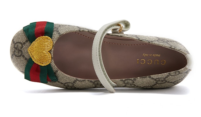 (Preschool) Gucci Low Top 'Ebony Magic Tape Heart Embroidery' 419000-KLQ80-9769 Lookbook (Preschool) Gucci Low Top 'Ebony Magic Tape Heart Embroidery' 419000-KLQ80-9769
