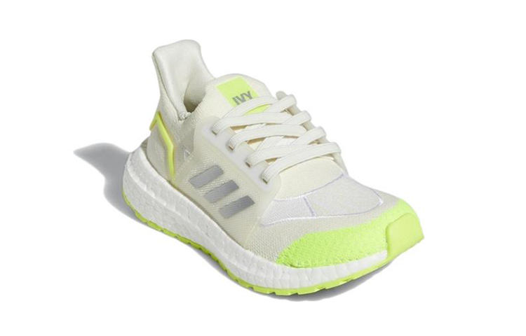 Lookbook (PS) Ivy Park x adidas UltraBoost 22 Sneakers HR0183
