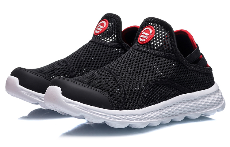 Lookbook (PS) Li-Ning ''Nero Traspirante e Resistente Sports'' YKCQ068-1