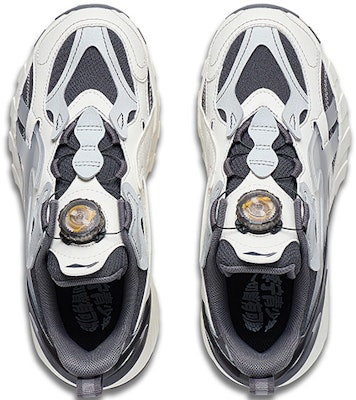 (PS) Li-Ning Flash Shadow 'Putih Kelabu' YKCT086-7 Lookbook (PS) Li-Ning Flash Shadow 'Putih Kelabu' YKCT086-7