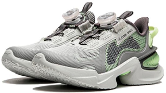 中童 李寧兒童 蜻躍 V2 減震耐磨 低幫 兒童跑步鞋 灰色 Lookbook 中童 李寧兒童 蜻躍 V2 減震耐磨 低幫 兒童跑步鞋 灰色