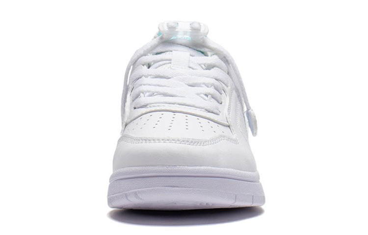 Purchase (PS) Li-Ning Baskets Basses ''Blanc'' YKCR098-4