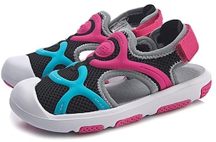 (PS) 李宁凉鞋 '黑粉蓝' YKAP108-2 Lookbook (PS) 李宁凉鞋 '黑粉蓝' YKAP108-2