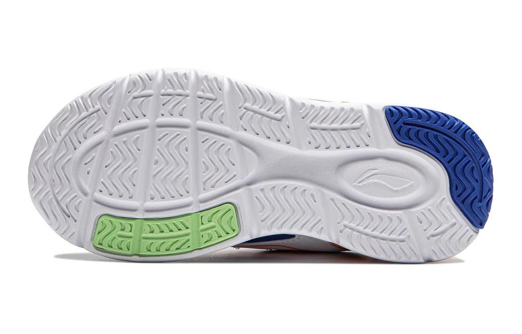 Shop 兒童 李寧兒童 Shield 舒適休閒百搭 防滑減震 兒童休閒鞋 藍白