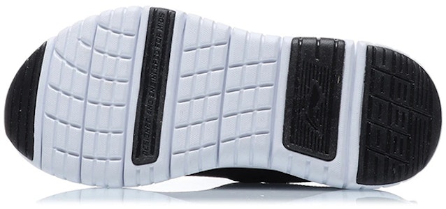 (PS) Li-Ning Slip-On 'Kasut Lari Hitam Selesa dan Bernafas' YKNR108-1 Lookbook (PS) Li-Ning Slip-On 'Kasut Lari Hitam Selesa dan Bernafas' YKNR108-1