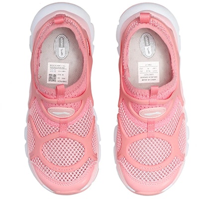 (PS) Li-Ning Sepatu 'Firebird Merah Muda' YKAP158-2 Lookbook (PS) Li-Ning Sepatu 'Firebird Merah Muda' YKAP158-2