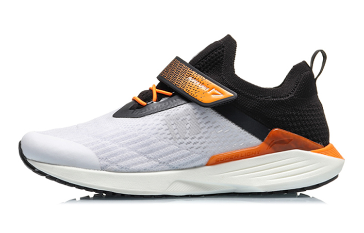 (Preschool) Li-Ning Super Light 17 Low Running Shoe 'Black White' YKFQ022-1