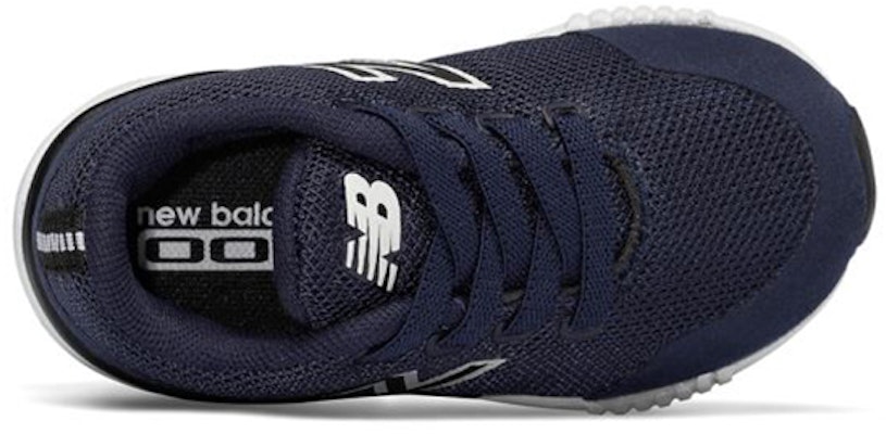 New Balance 005系列深藍 兒童運動鞋 Lookbook New Balance 005系列深藍 兒童運動鞋