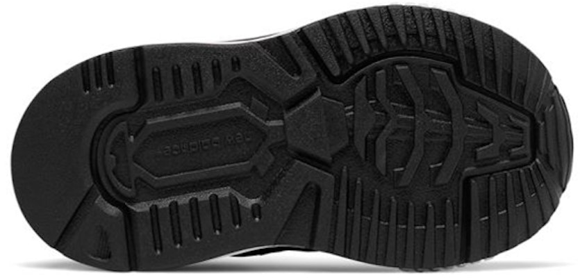 New Balance 005系列深藍 兒童運動鞋 Shop New Balance 005系列深藍 兒童運動鞋