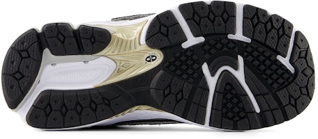 中童 New Balance NB 1906R 減震 低幫 兒童跑步鞋 銀白色 Shop 中童 New Balance NB 1906R 減震 低幫 兒童跑步鞋 銀白色