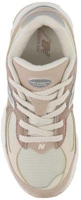 (Preschool) New Balance 2002R Little Kid 'Timberwolf Mushroom' PC2002SI Lookbook (Preschool) New Balance 2002R Little Kid 'Timberwolf Mushroom' PC2002SI