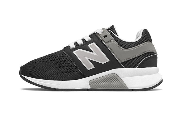 Buy 中童 New Balance 247系列 復古百搭 低幫休閒跑步鞋 黑白色