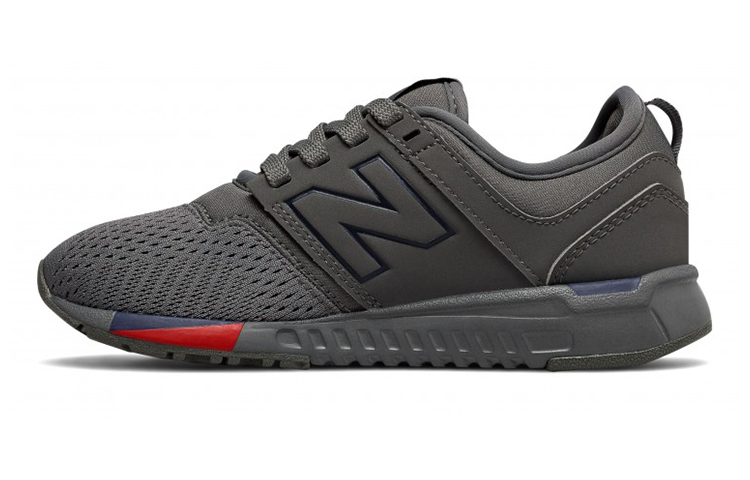 Buy 兒童 New Balance 247 復古輕便跑步鞋 黑灰色