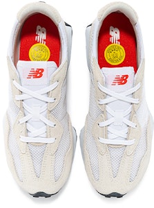 (PS) New Balance 327 K Putih 'Beige' PH327BA Lookbook (PS) New Balance 327 K Putih 'Beige' PH327BA