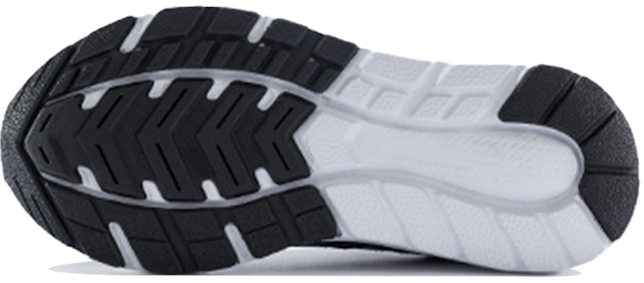 (PS) New Balance 570 'Hitam' Sneakers YT570BW Shop (PS) New Balance 570 'Hitam' Sneakers YT570BW