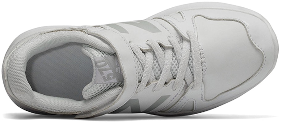 兒童 New Balance 570系列 白銀 Lookbook 兒童 New Balance 570系列 白銀