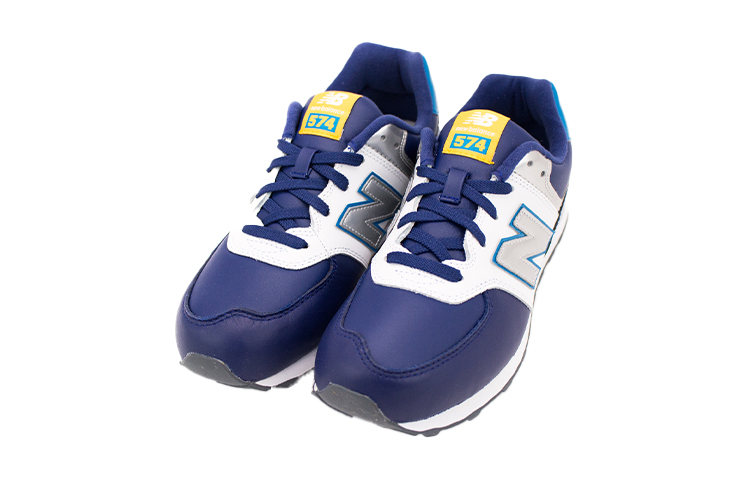 Lookbook (PS) New Balance 574 'Biru dan Putih' KL574BWY