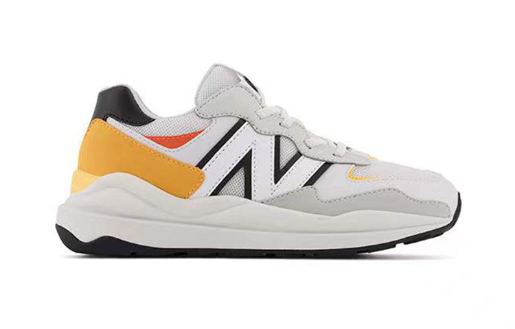 Order (PS) ニューバランス57/40 黒白オレンジ PV5740SB