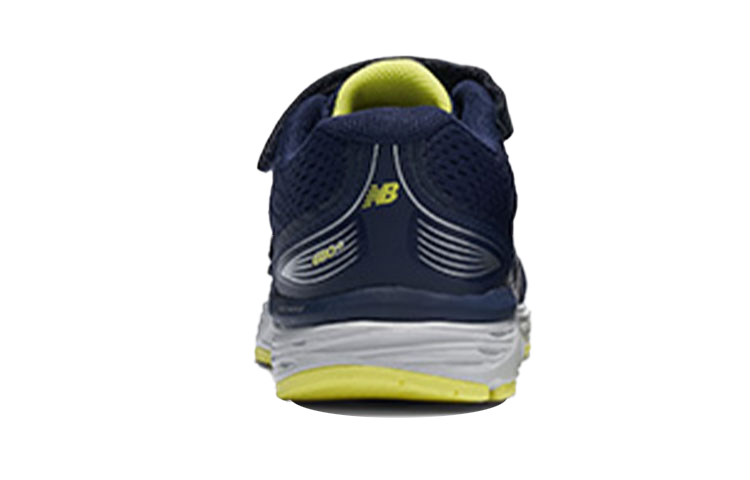Lookbook 兒童 New Balance NB 680 低筒兒童跑步鞋 藍色