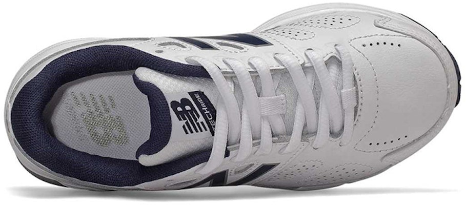 兒童 New Balance 680系列 v6 舒適耐磨跑步鞋 灰色 Lookbook 兒童 New Balance 680系列 v6 舒適耐磨跑步鞋 灰色