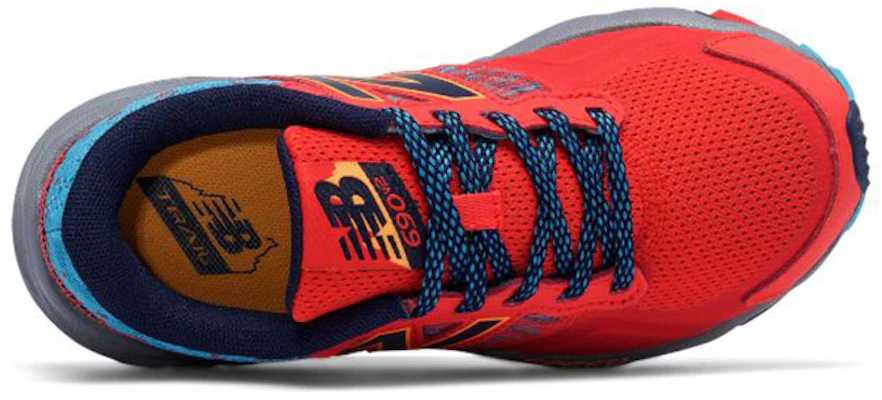 (PS) New Balance 690 v2 Trail ''Rot Blau'' KT690RPY Lookbook (PS) New Balance 690 v2 Trail ''Rot Blau'' KT690RPY
