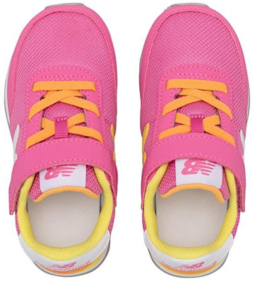 兒童 New Balance 720系列 輕便低筒運動鞋 粉色 Lookbook 兒童 New Balance 720系列 輕便低筒運動鞋 粉色