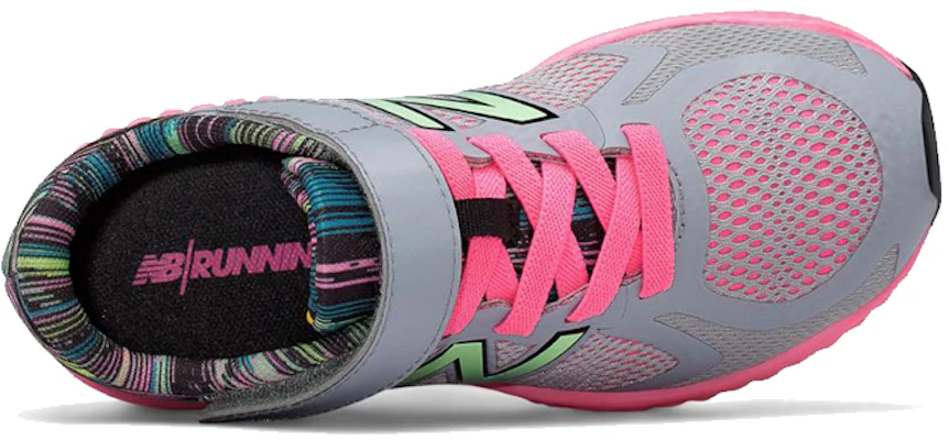 (PS) New Balance 720 v4 ''Grijs Roze'' KV720GXY Lookbook (PS) New Balance 720 v4 ''Grijs Roze'' KV720GXY