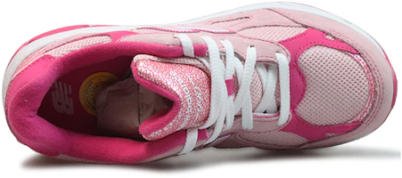 Lookbook 兒童 New Balance 990系列 粉色