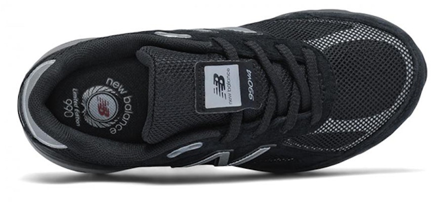 (PS) New Balance 990 V4 'Hitam Reflektif' KL990L1P Lookbook (PS) New Balance 990 V4 'Hitam Reflektif' KL990L1P