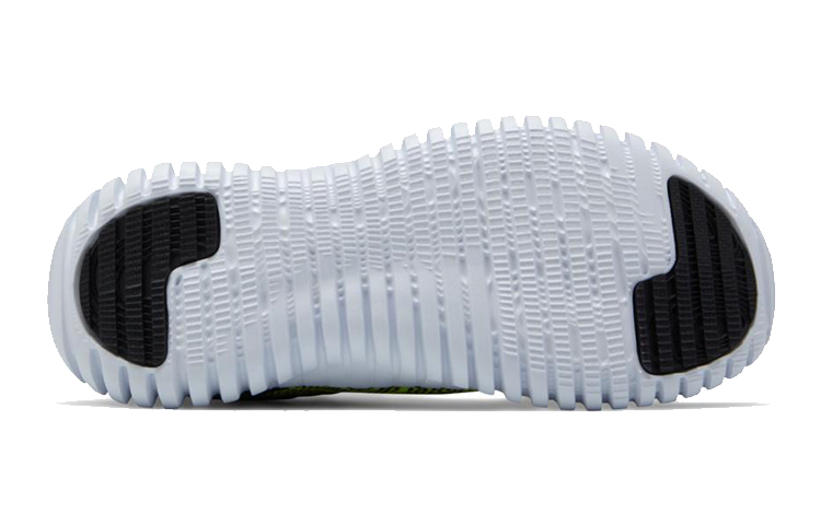 Shop 兒童 New Balance 99系列 v2 Slip-On 輕便透氣休閒訓練鞋 綠黑色