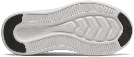 Shop 兒童 New Balance FuelCore Coast v3 綠色