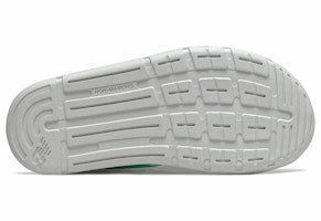 兒童 New Balance CRSR 湖水綠色 Shop 兒童 New Balance CRSR 湖水綠色