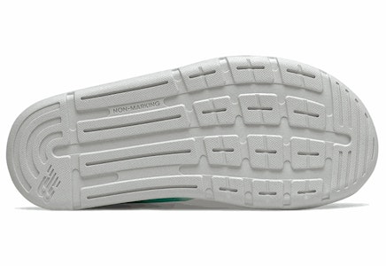 兒童 New Balance CRSR 湖水綠色 Shop 兒童 New Balance CRSR 湖水綠色